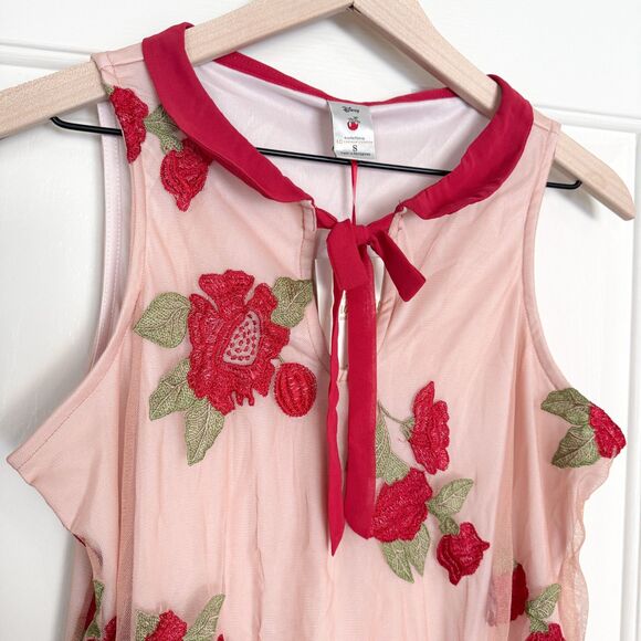 NWT Disney Snow White LC Lauren Conrad Lined Embroidered Sleeveless Top Red S - Picture 2 of 8